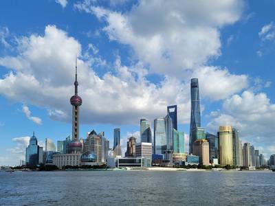 Shot On Galaxy Note 20 Ultra 昨晚回到上海,乘著國慶長假最后一天,去外灘和步行街感受一下上海的國慶節日氛圍。